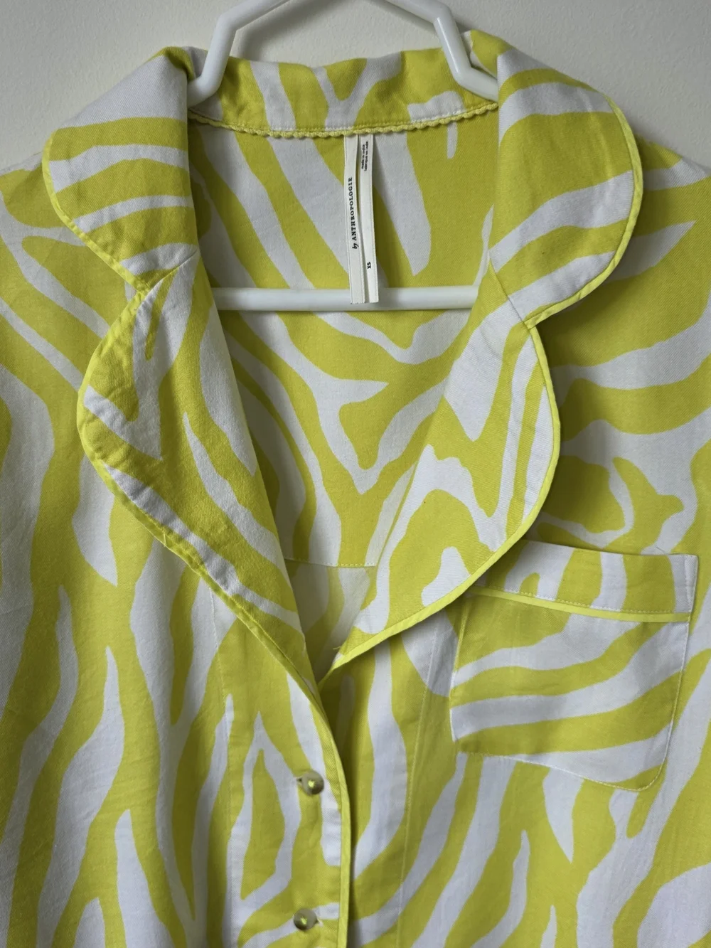 By Anthropologie Zebra Print Flannel Preppy Shirt PJ Top XS Citron Casual Chic - Picture 4 of 10